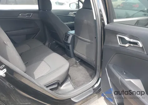 2024 Kia Sportage Lx z USA, uszkodzony, nr VIN KNDPU3DF3R7302969